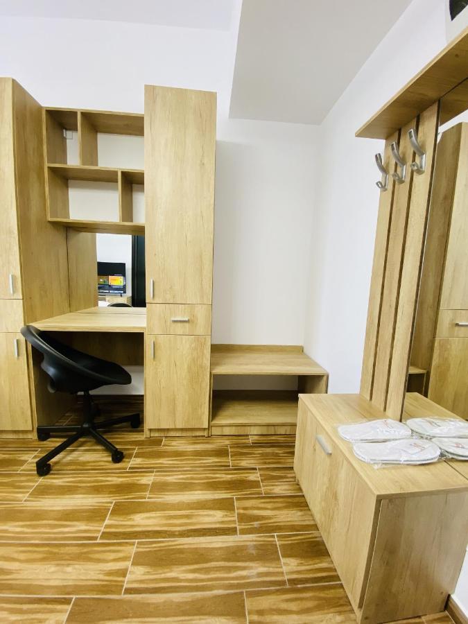 New City Studios With Balcony Bucarest Esterno foto