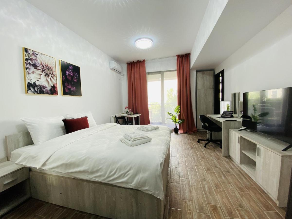 New City Studios With Balcony Bucarest Esterno foto