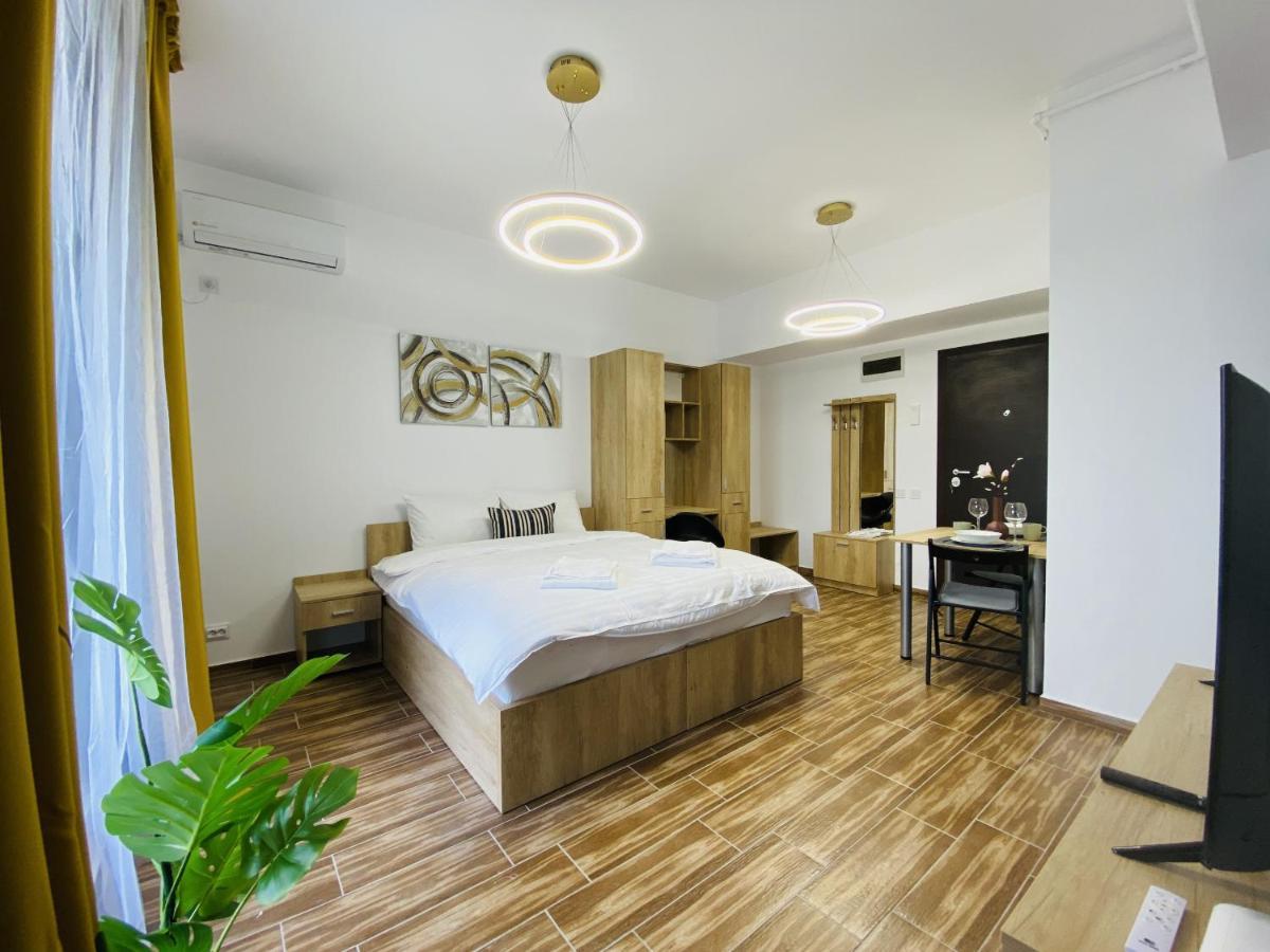 New City Studios With Balcony Bucarest Esterno foto