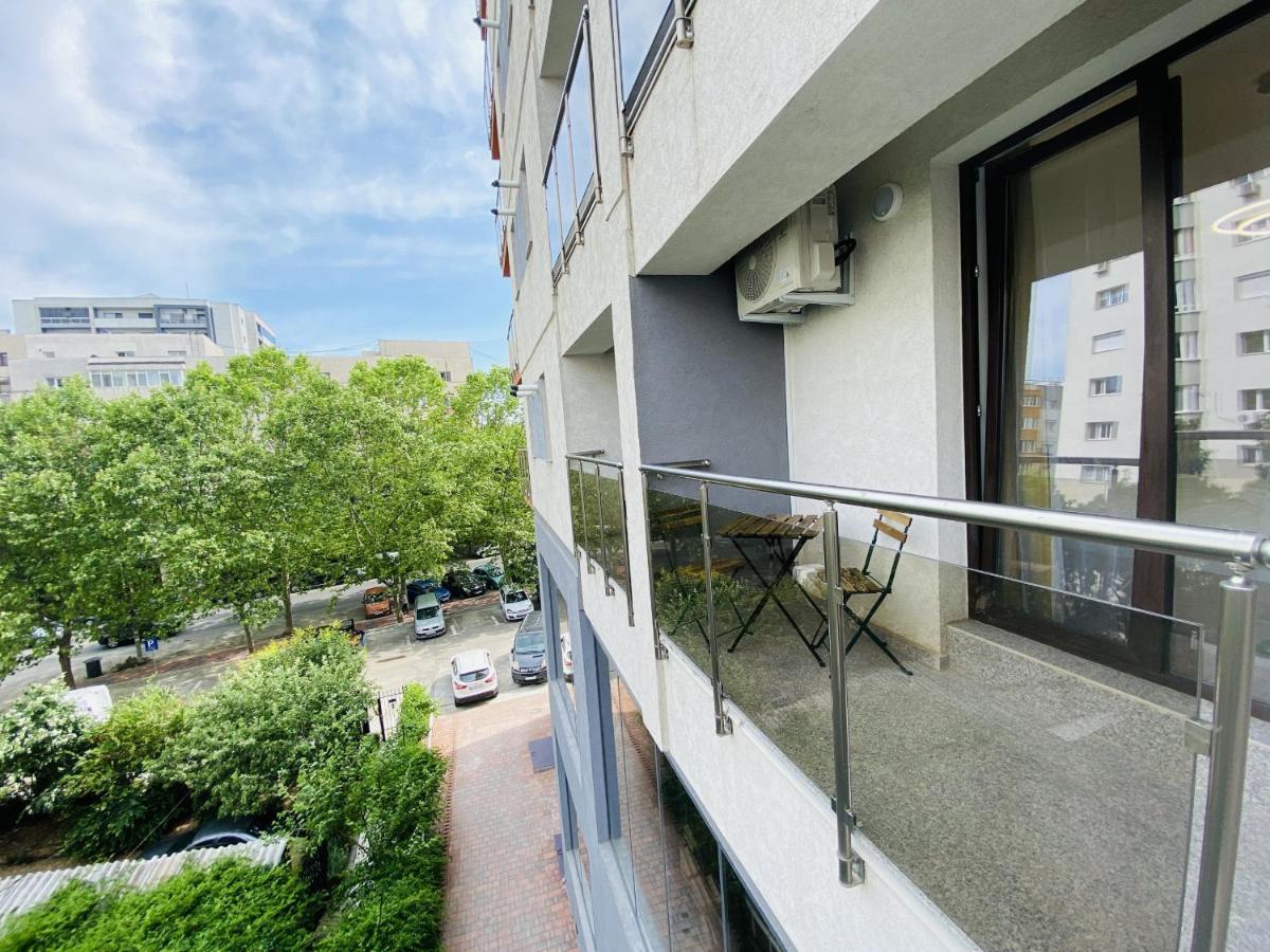 New City Studios With Balcony Bucarest Esterno foto