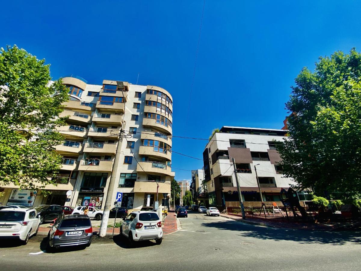 New City Studios With Balcony Bucarest Esterno foto